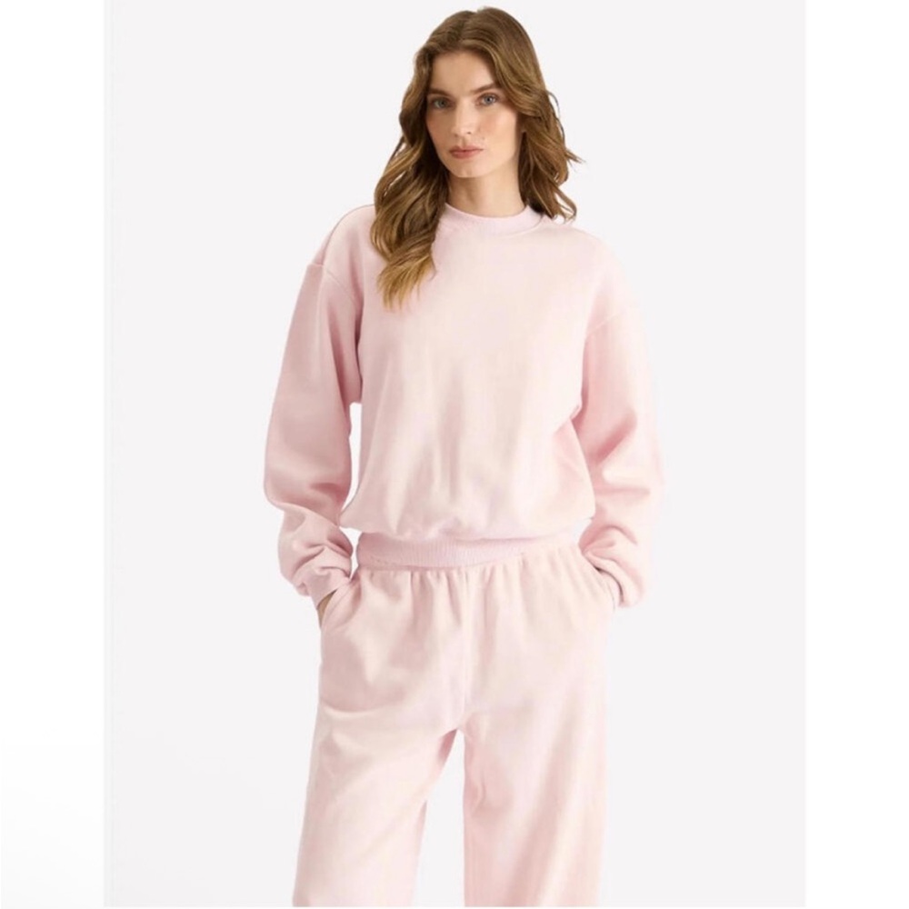 SKIMS Light Pink Sweatshirt